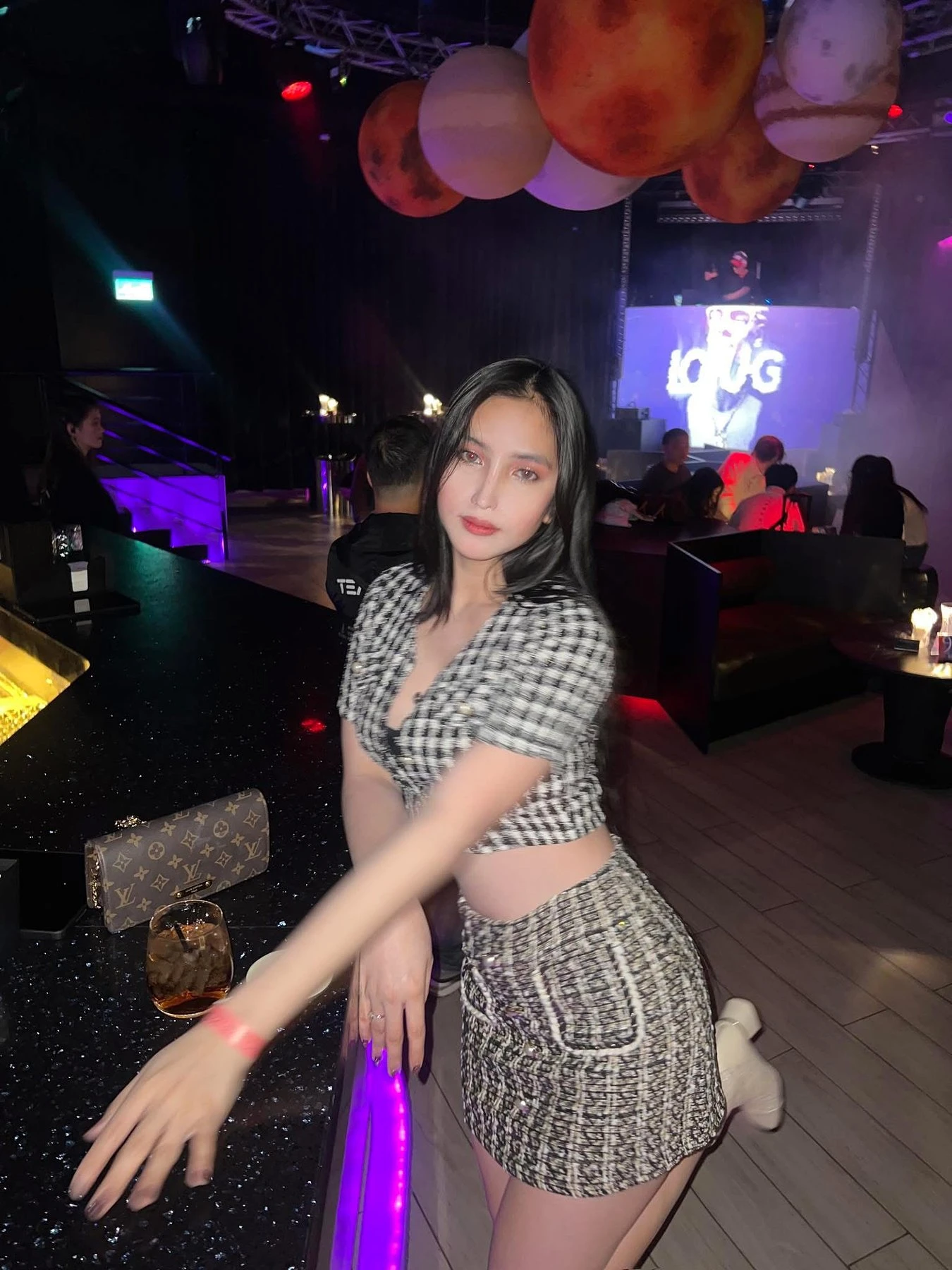 angelic – Japanese escort in Hong Kong — 19 / 20