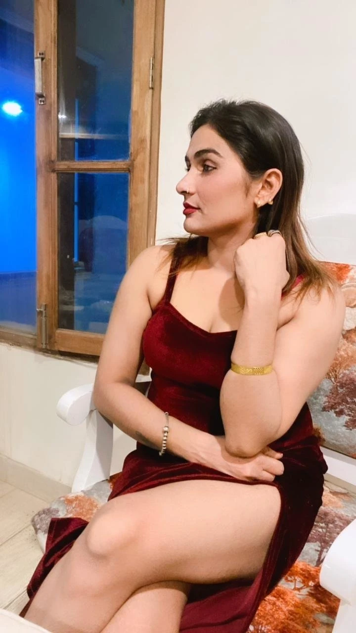 Pranchi Escorts in Ahmedabad Genuine Mod – Indian escort in Ahmedabad — 1 / 4
