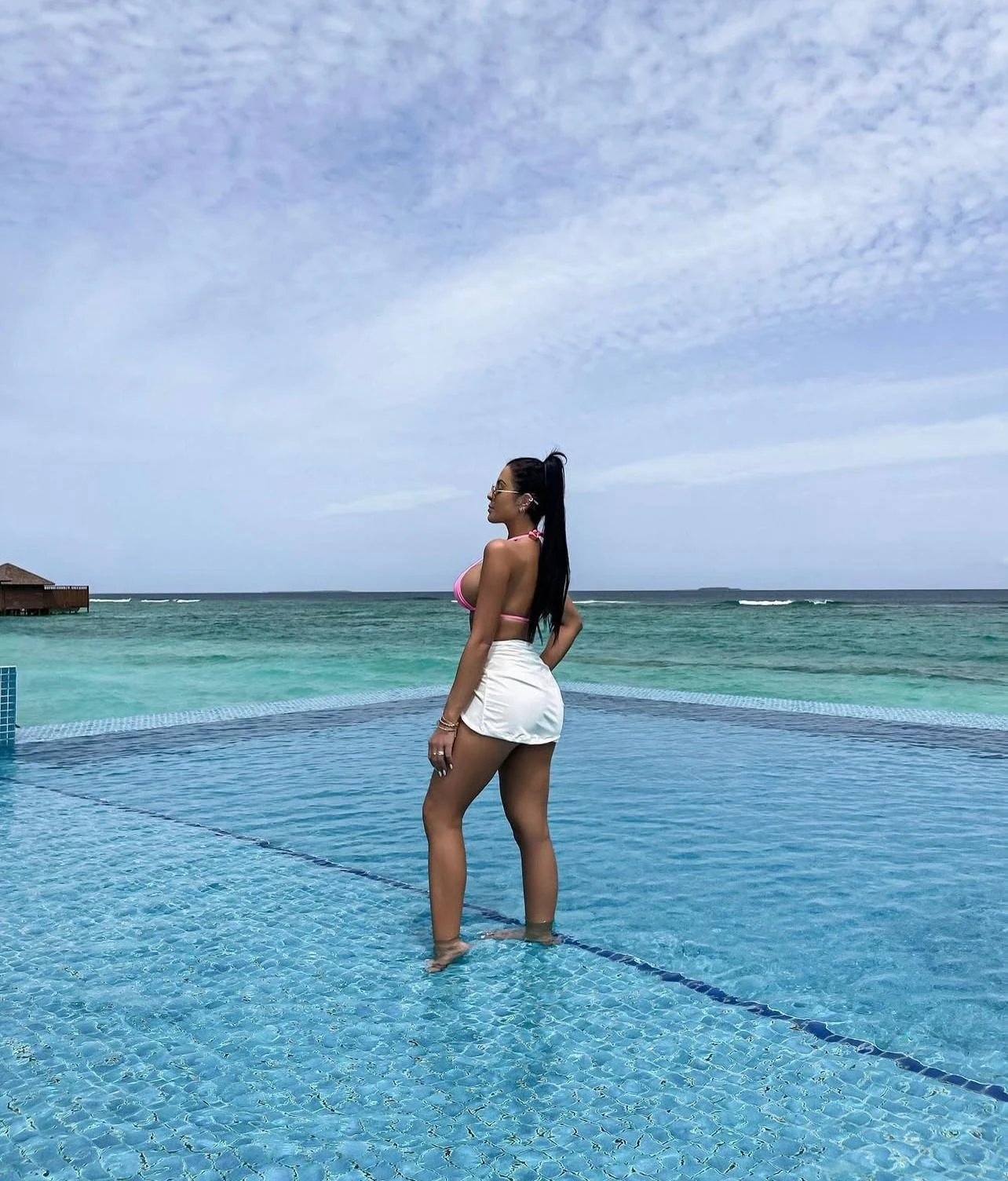 Maita the Sizzling Hot Mama – Peruvian escort in Hong Kong — 11 / 13
