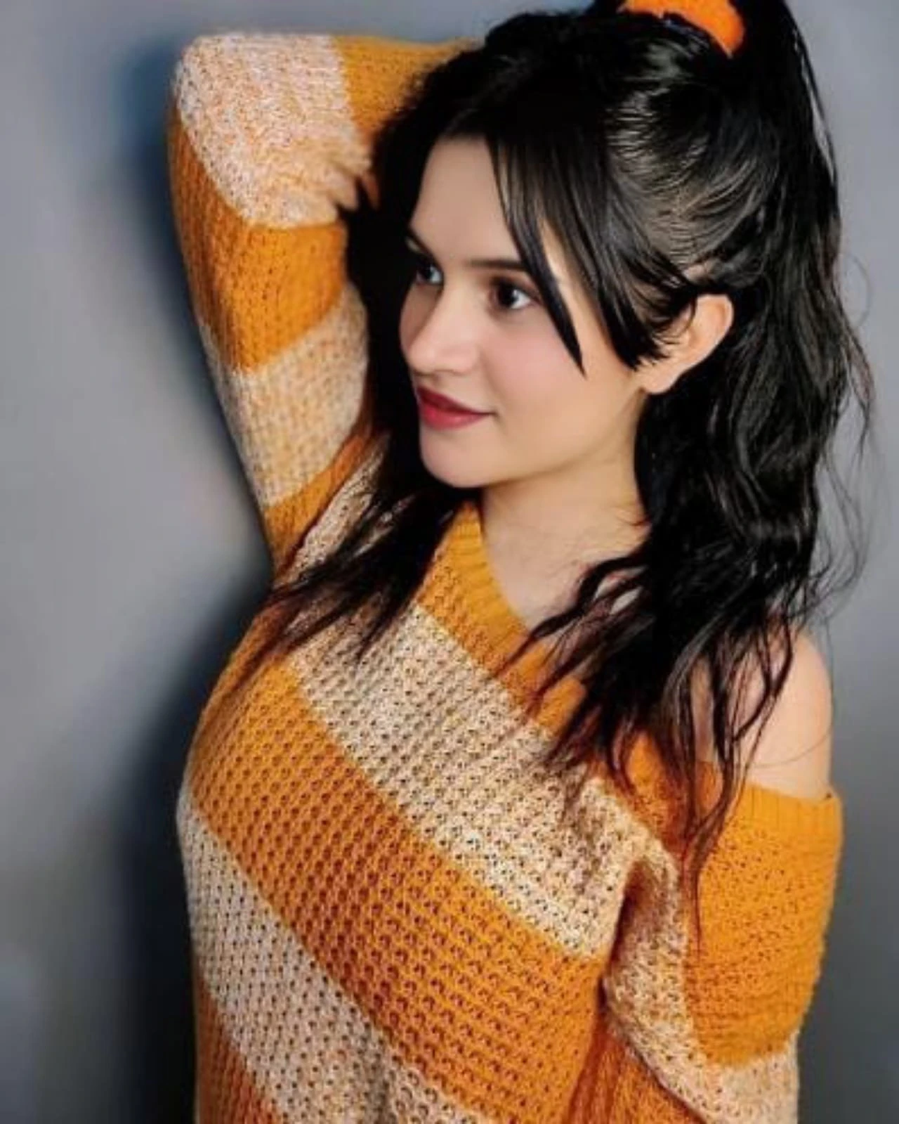 Archana Singh – Indian escort in Ghaziabad — 2 / 4