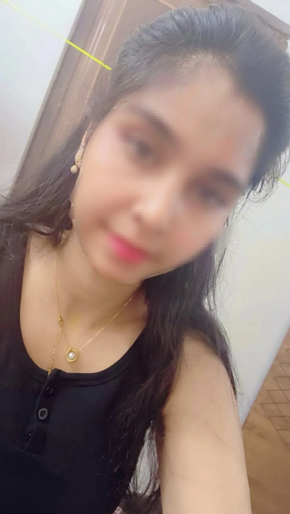 Vaani Genuine Queen Real Meet & Cam Show – Indian escort in Bangalore — 3 / 6