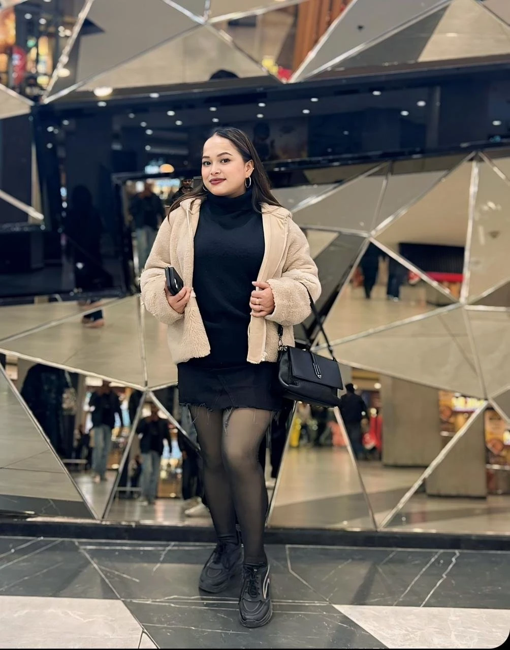 Sohani – Indian escort in Bangalore — 5 / 7