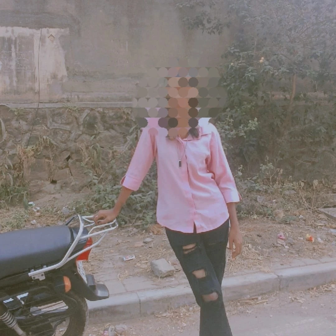 Naina – Indian escort in Ahmedabad — 4 / 5