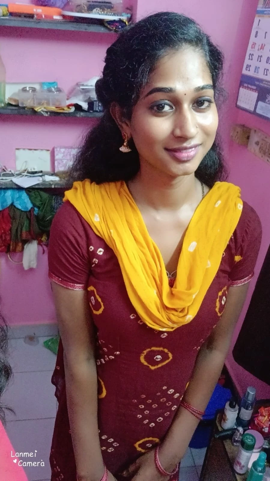 Thara – Indian escort in Chennai — 3 / 4