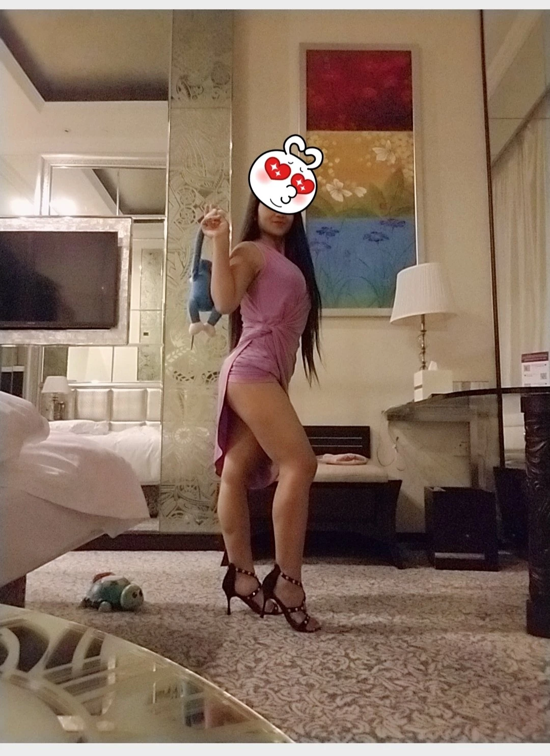 Chleo – Indonesian escort in Hong Kong — 7 / 8