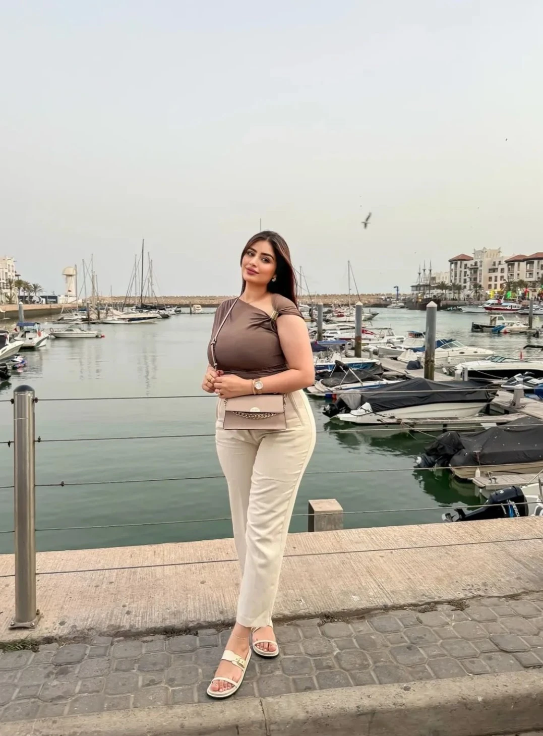Nitya Agarwal – Indian escort in Bangalore — 3 / 4