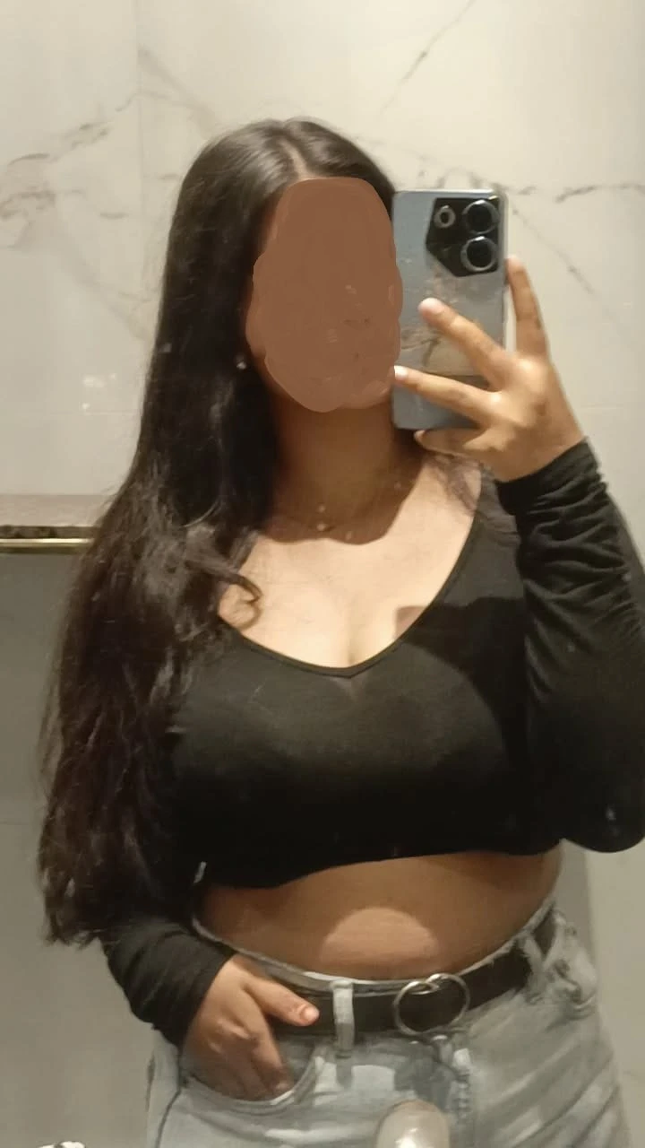 Tanisha – Indian escort in Chennai — 3 / 4