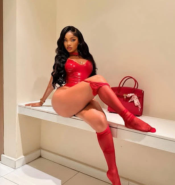 Lisa – South African escort in Ahmedabad — 7 / 8