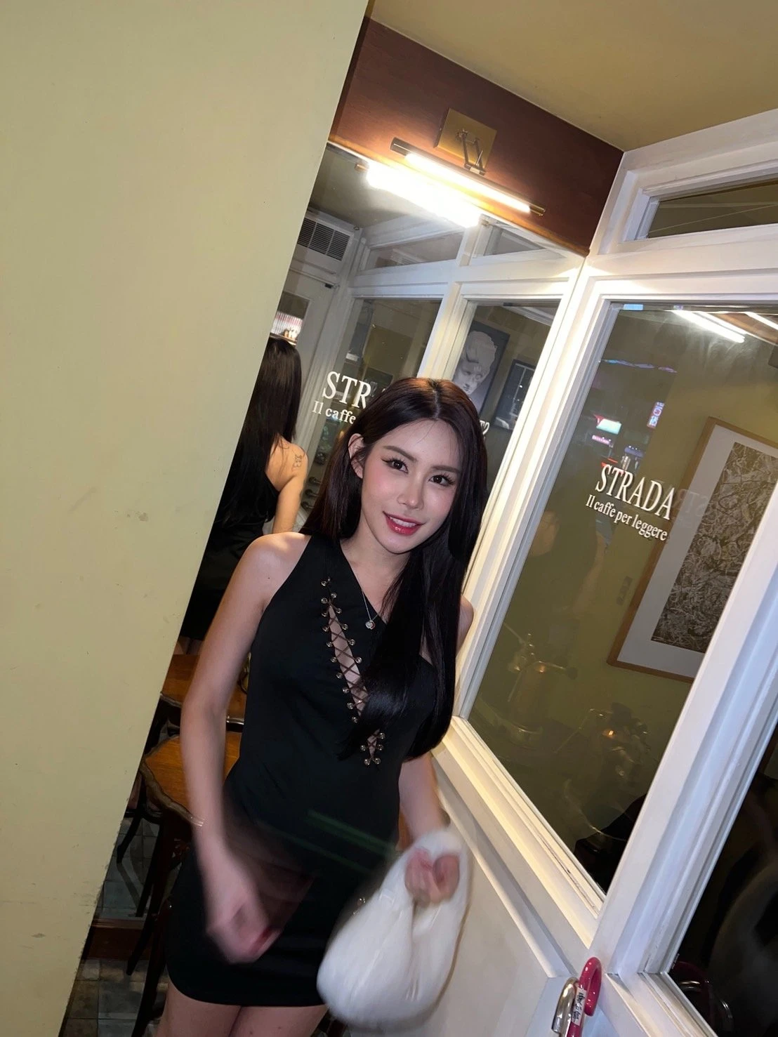 Sweet Girl From Thai – Thai escort in Hong Kong — 2 / 8
