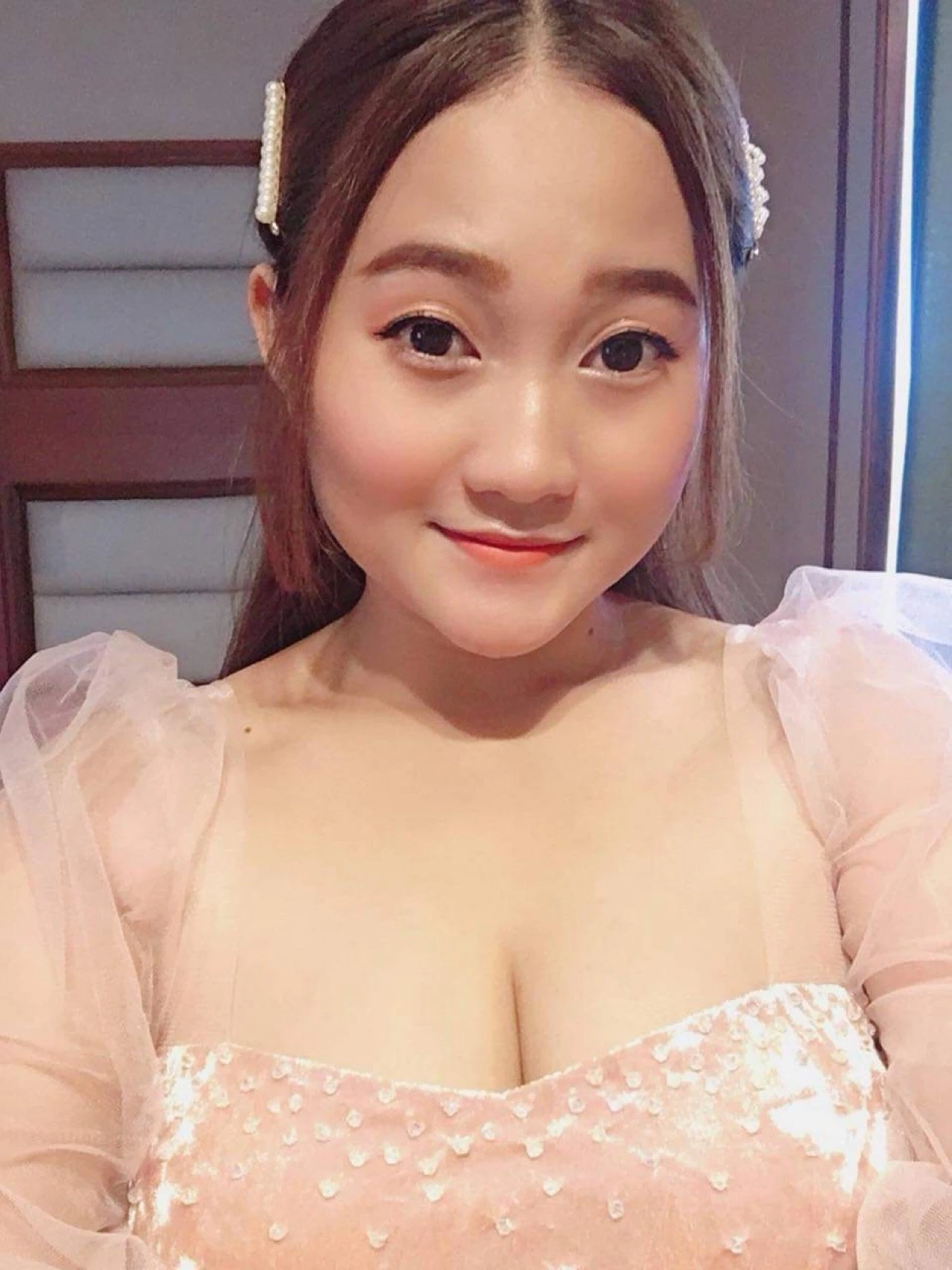 Yulia full services – Filipino escort in Ahmedabad — 4 / 8