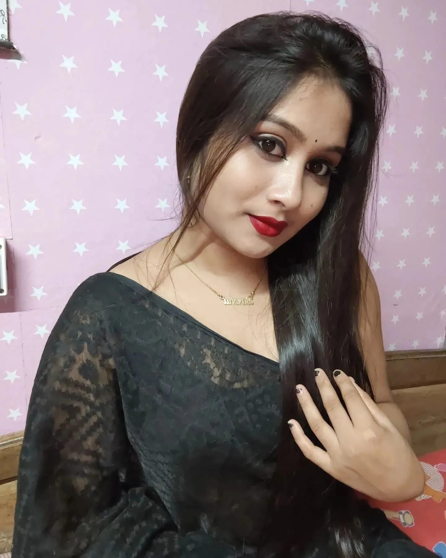 Ruhi – Indian escort in Chennai — 2 / 4
