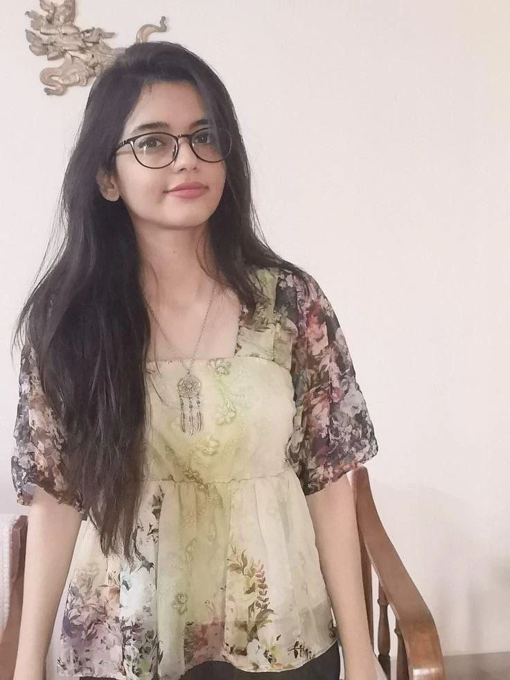 Mohini – escort in Chennai — 2 / 3