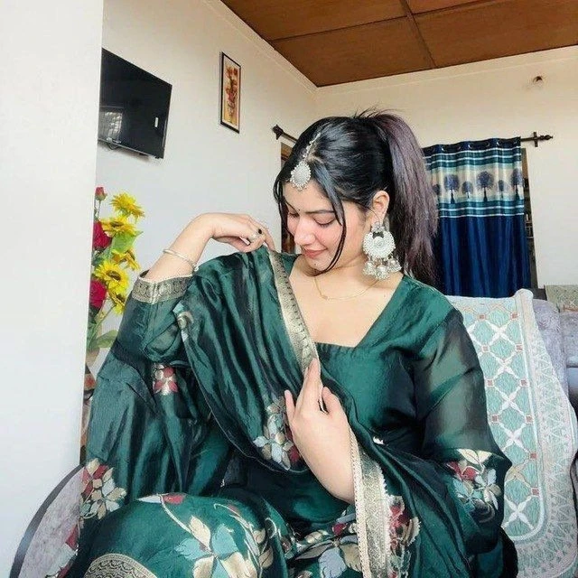🟢 Simran Premium Massage & Companion – escort in Candolim, Goa — 3 / 4