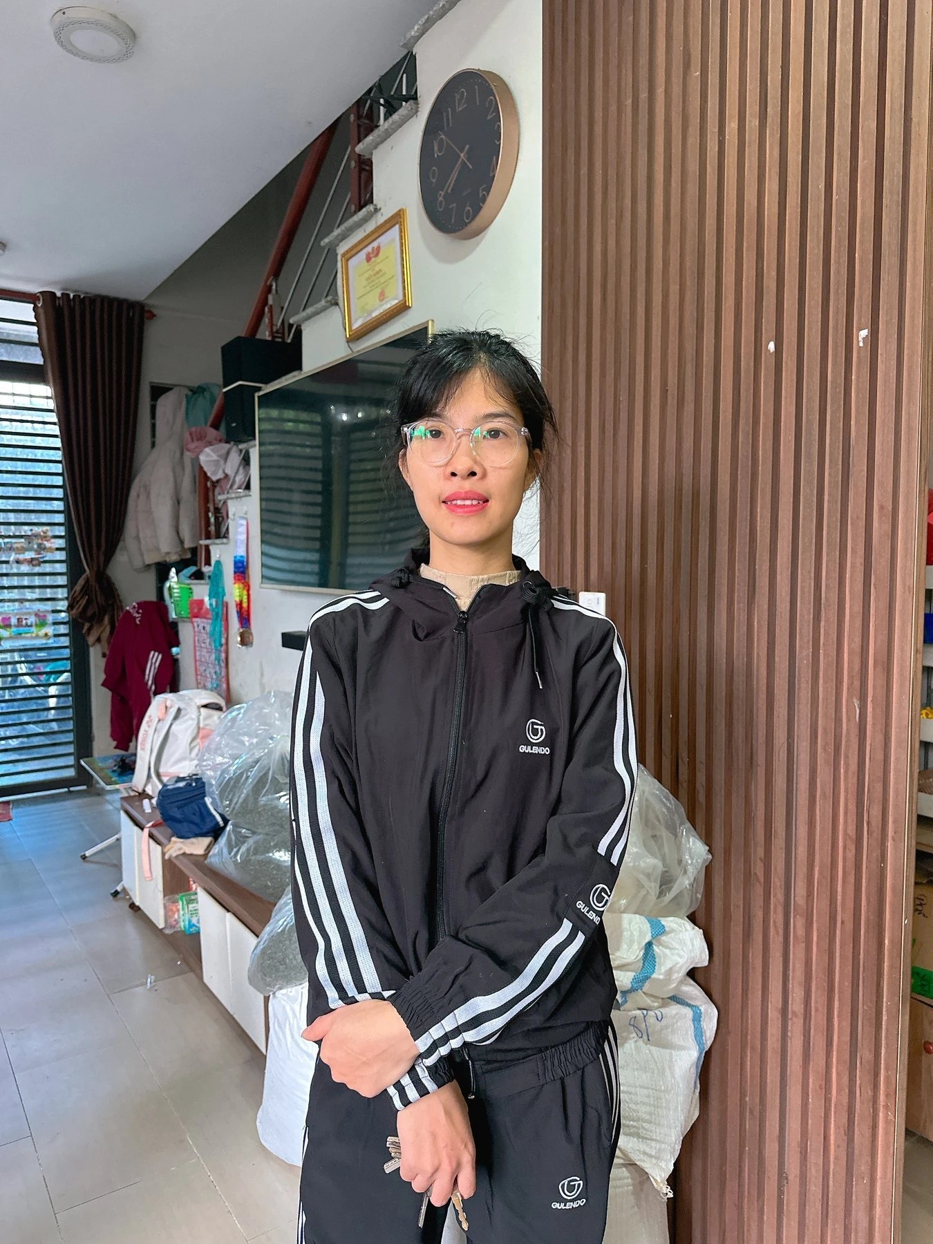 Mie Young full service – Singaporean masseuse in Ahmedabad — 1 / 6