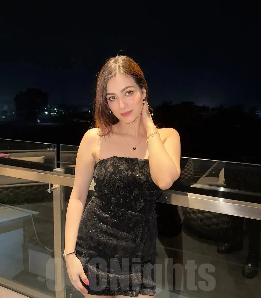 Arti patel – Indian escort in Ahmedabad — 5 / 7
