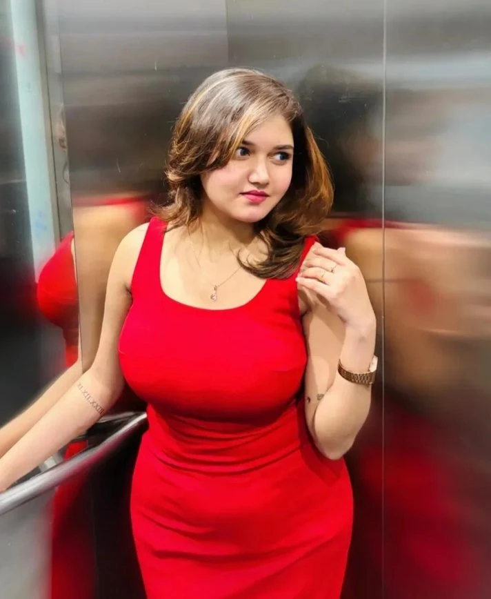 Chandigarh College Girls Aunty's – Indian escort in Chandigarh — 4 / 6