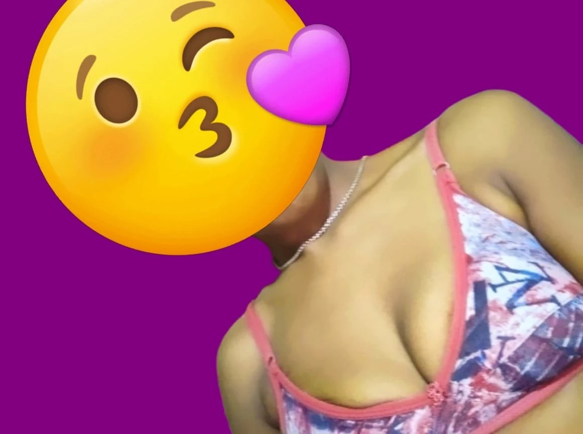 Cam Show & Sex Chat – Indian escort in Bangalore — 2 / 4