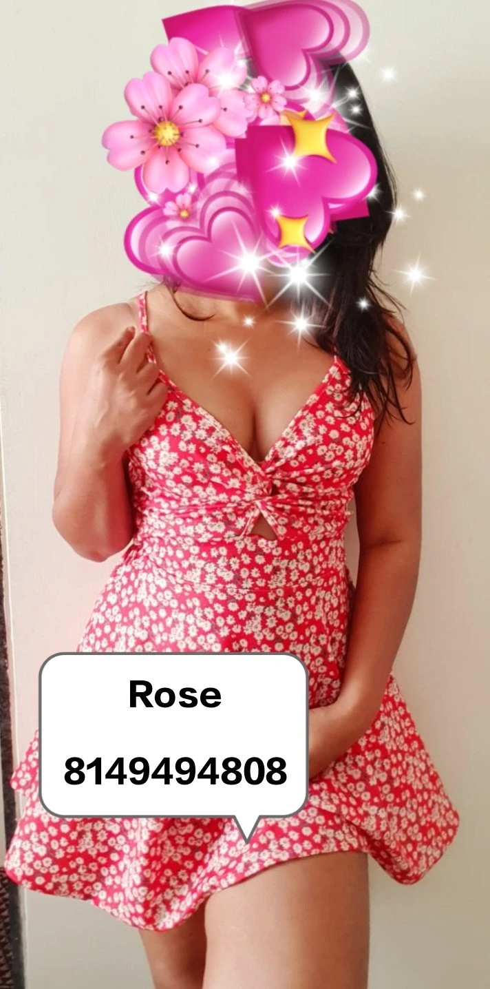 Rose Only Cam Service – Indian escort in Bangalore — 7 / 9