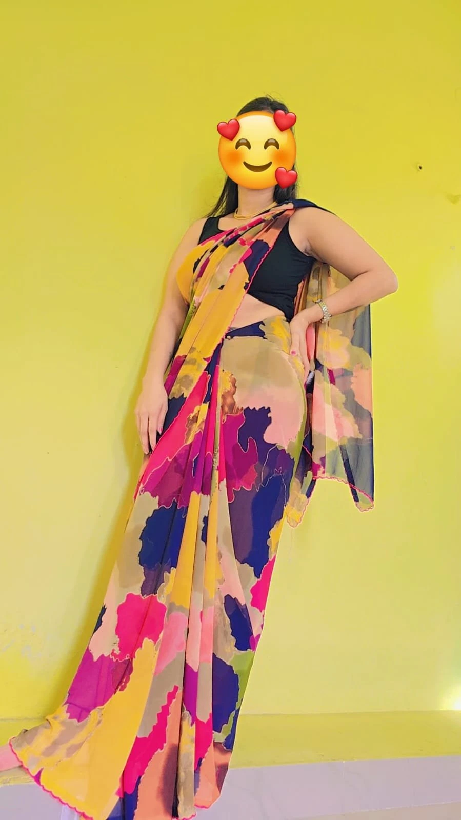 Priya Independent Girl & Cam Show – Indian escort in Bangalore — 4 / 5