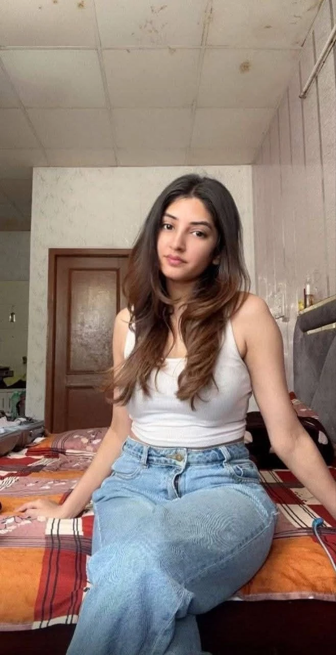 Nena – Indian escort in Bangalore — 2 / 6