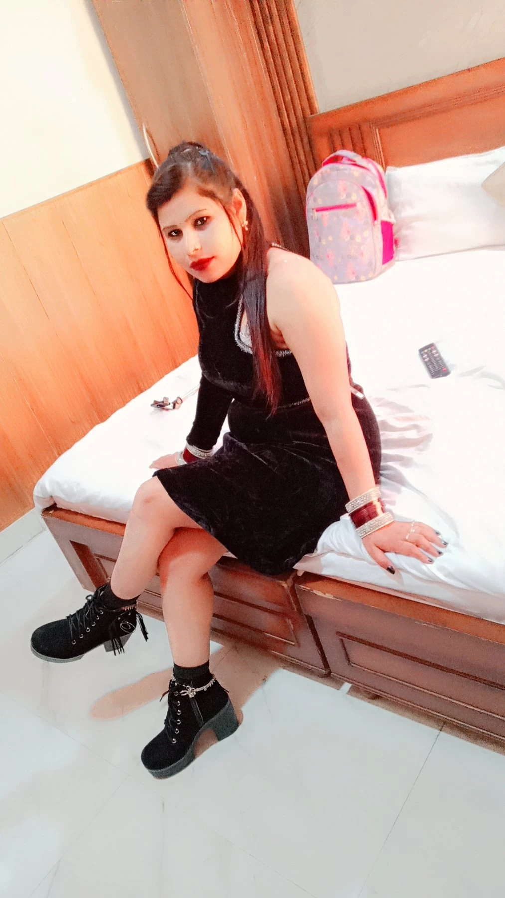 Paid Bisexual Not Couple to Couple Meet – Indian escort in Chandigarh — 3 / 8