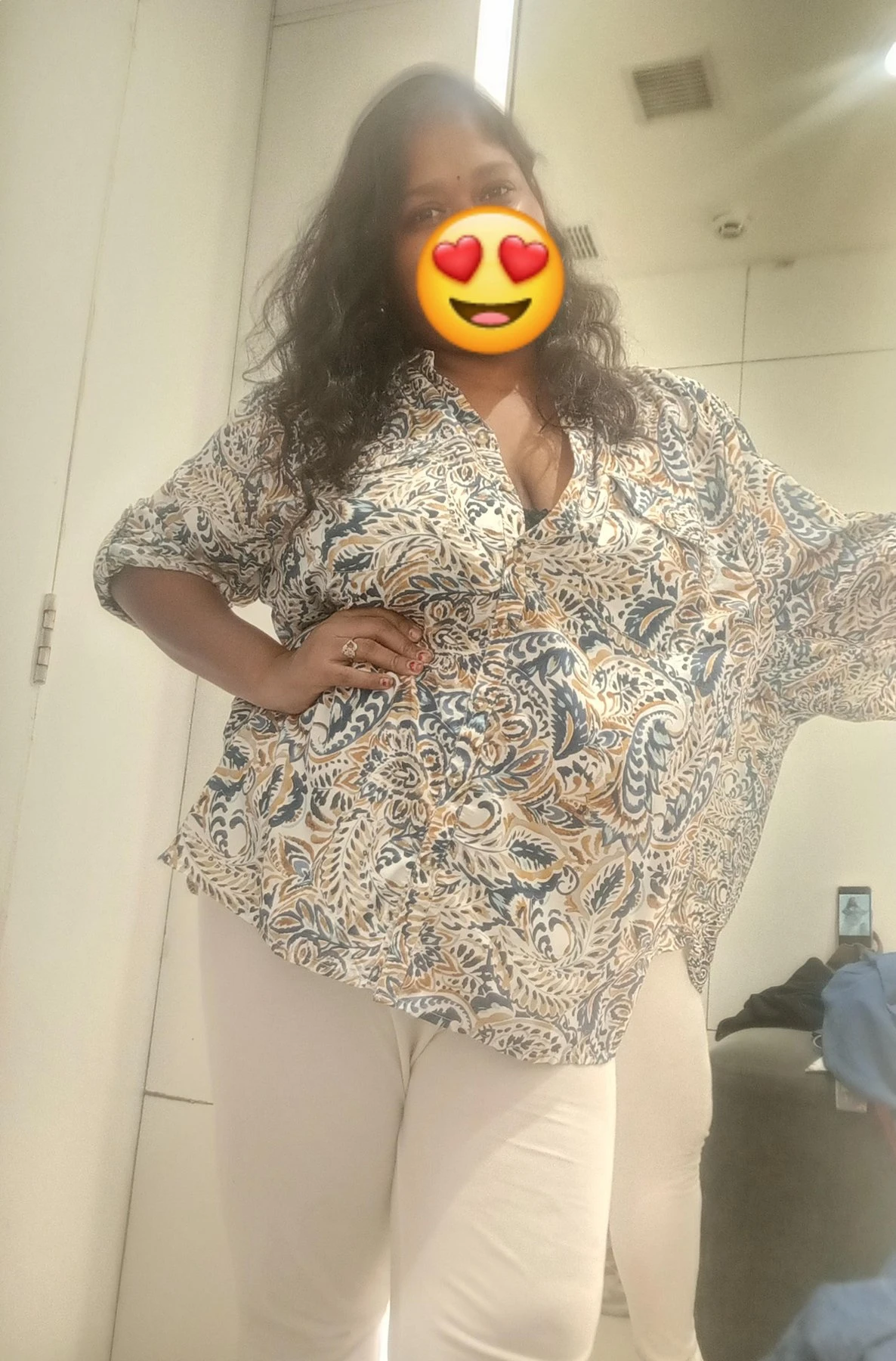 Itsmeera – Indian escort in Chennai — 2 / 5