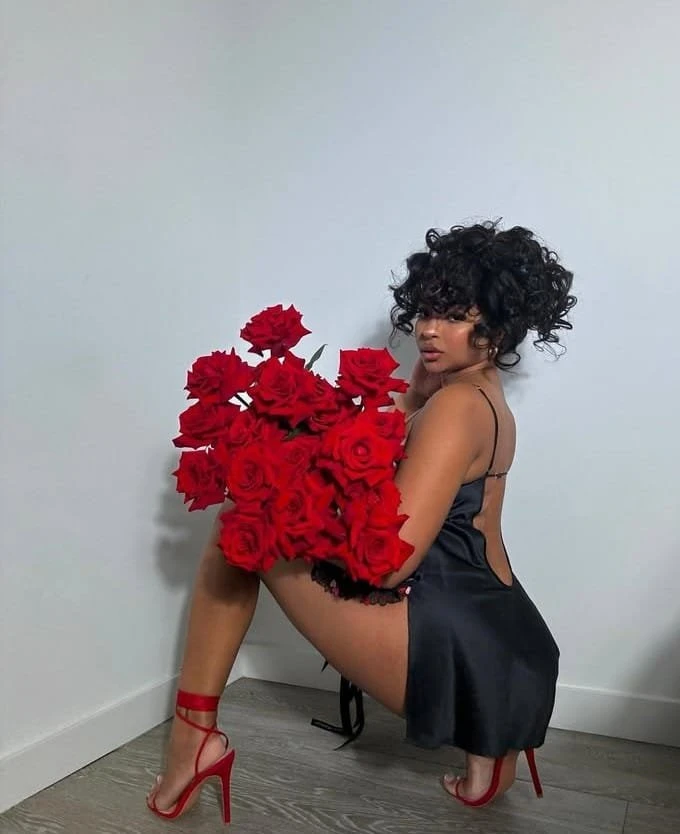 Alexa. New Bitch in the Town – South African escort in Ahmedabad — 4 / 6