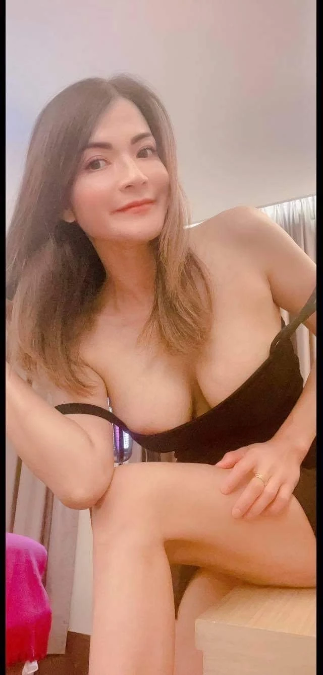Aimmy – Thai escort in Hong Kong — 3 / 5