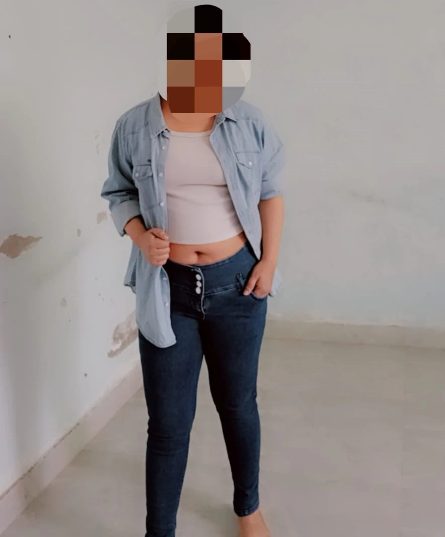 Independent Meet and Cam – Indian escort in Bangalore — 3 / 5
