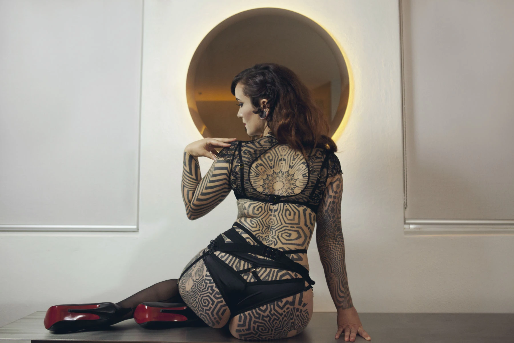 English Tattooed Miss Tallula – British escort in Hong Kong — 8 / 11