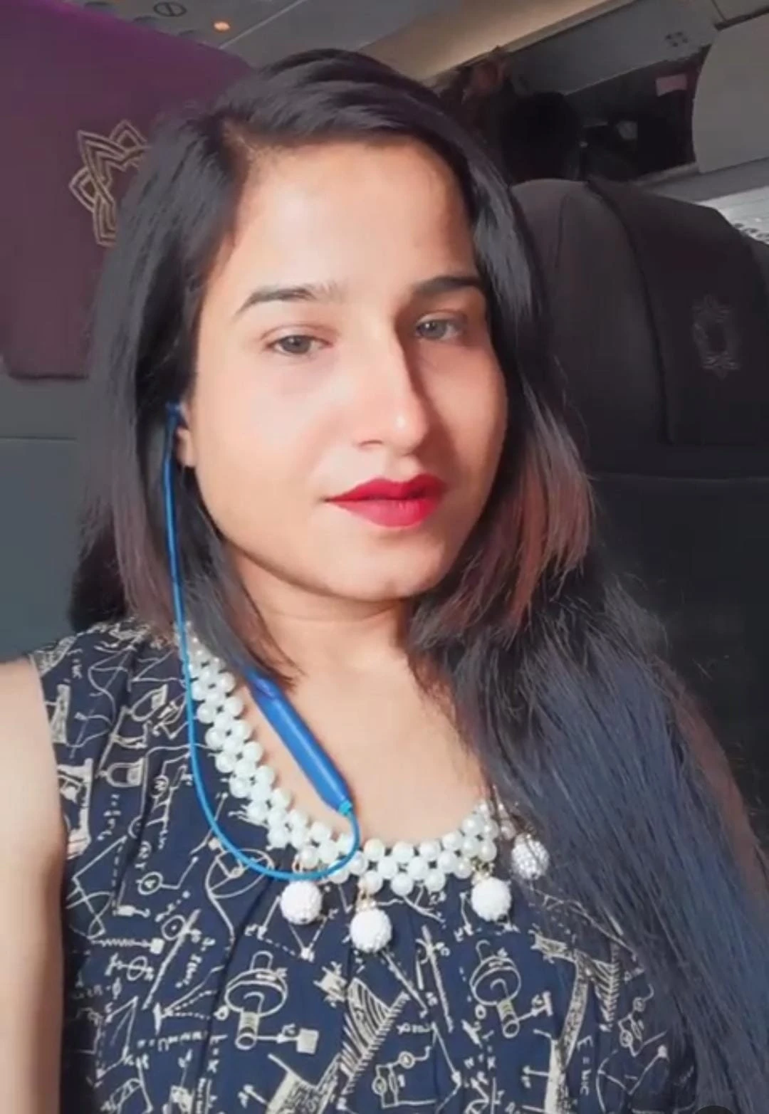 Riya – Indian escort in Bangalore — 2 / 3