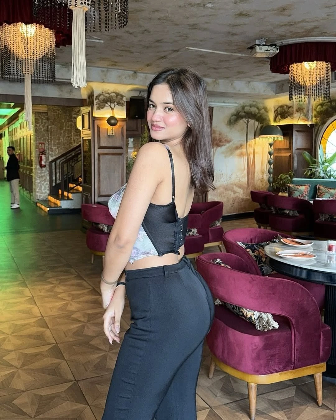 Shatakshi – Indian escort in Coimbatore — 2 / 4