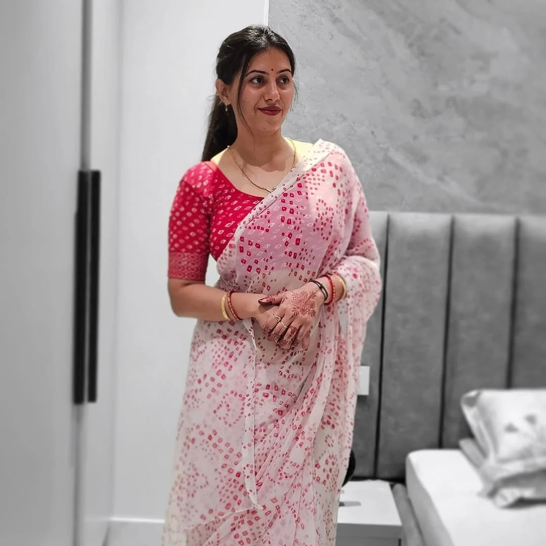 Kinjal Patel – Indian escort in Ahmedabad — 2 / 4