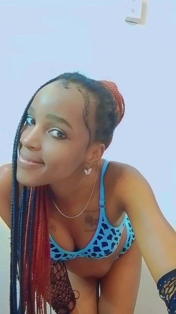 African Chloe Heyzo +91//922042//3152 – escort in Gurgaon — 15 / 16