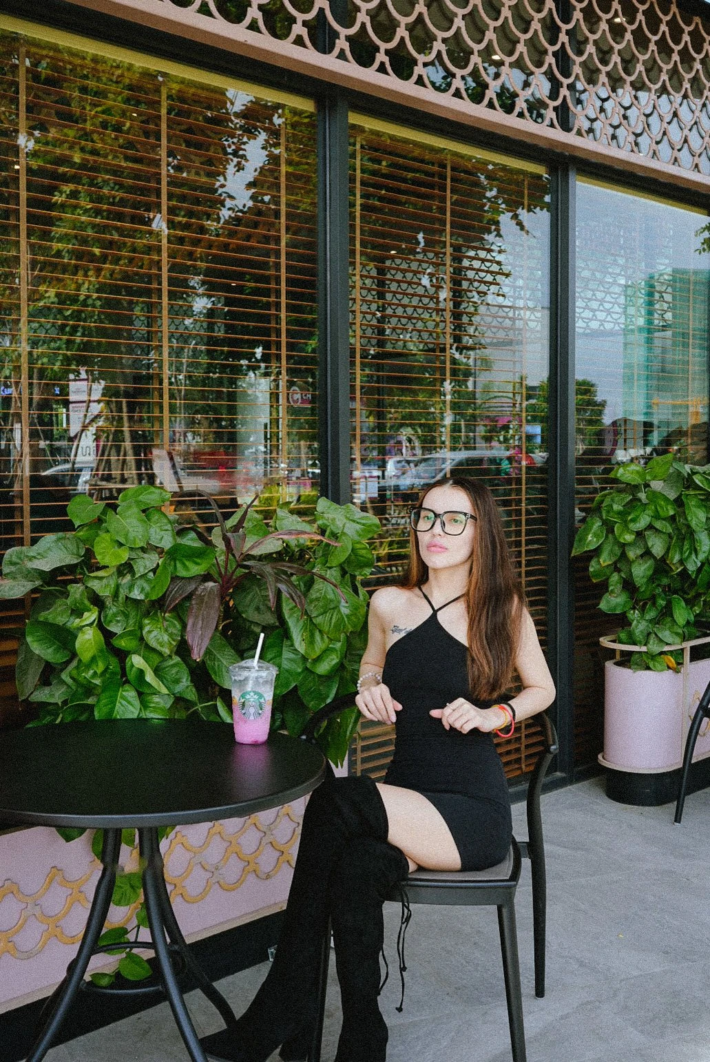Mila – Russian escort in Phnom Penh — 2 / 6