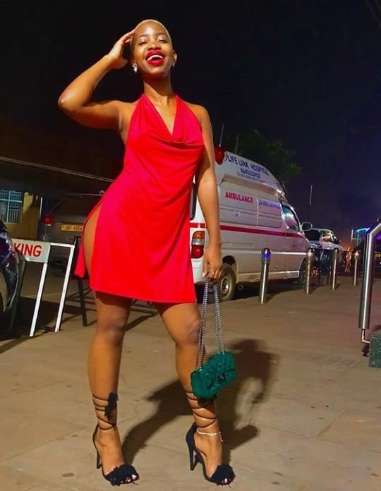 Tina Gray – Zambian escort in Bangalore — 8 / 10