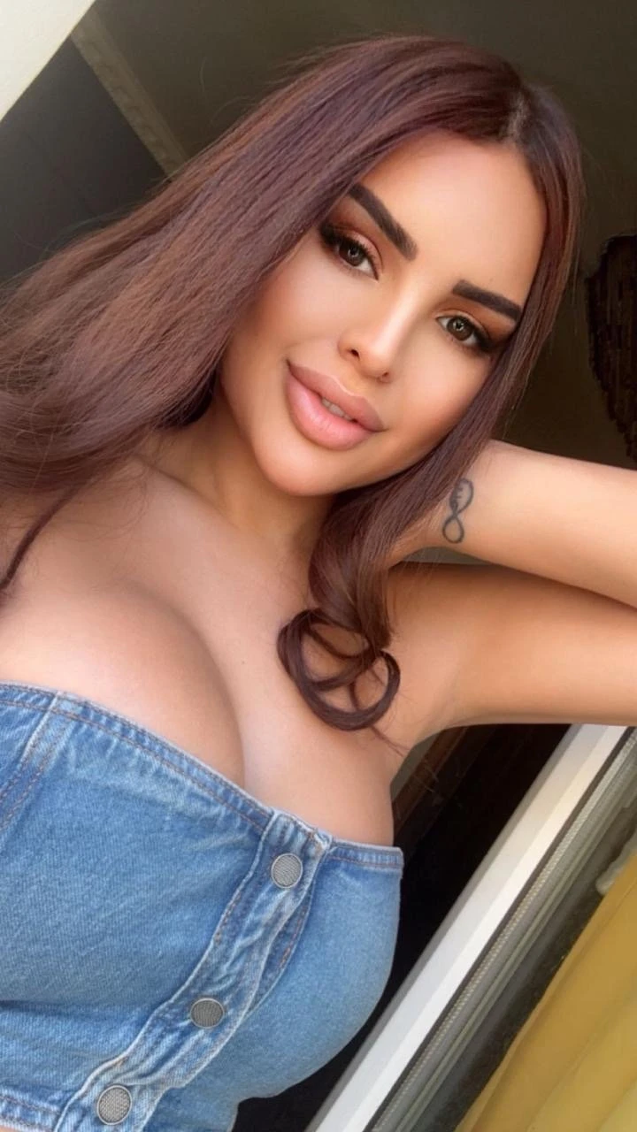 Sabina – Kazakhstani escort in Baku — 8 / 12