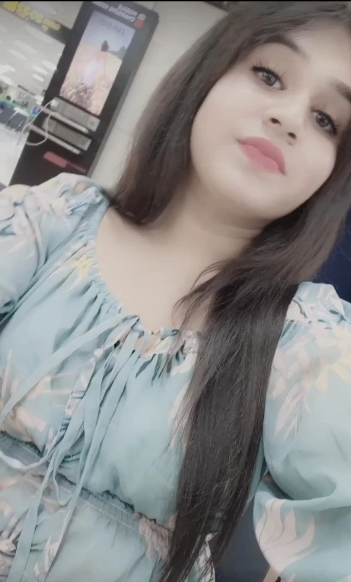 Ritika – escort in Ahmedabad — 4 / 5