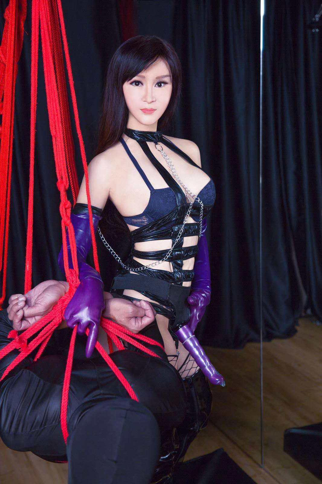 Mistress Yoyo – Chinese dominatrix in Hong Kong, Escort, Hong Kong
