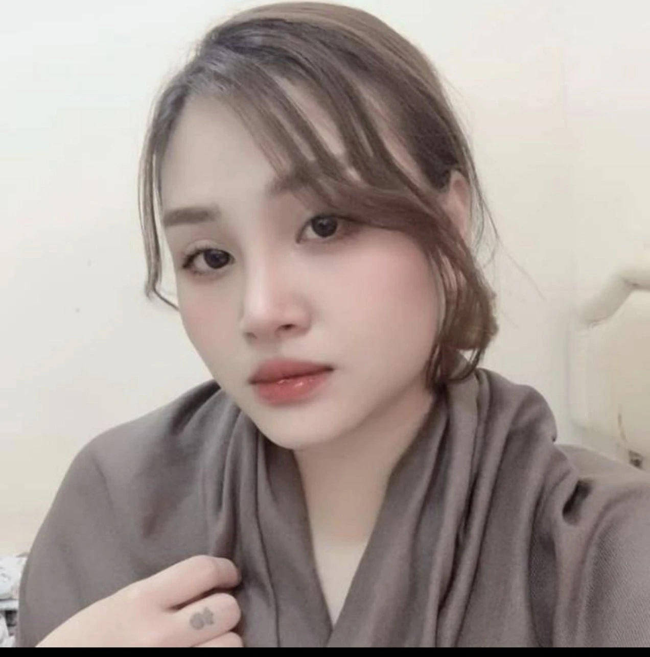 Tú Anh Beautyful – Vietnamese escort in Tirana — 5 / 6