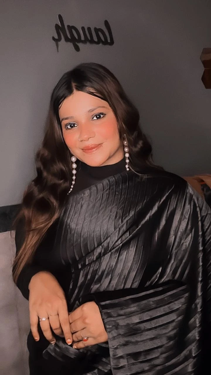 Amisha – Indian escort in Bangalore — 4 / 5