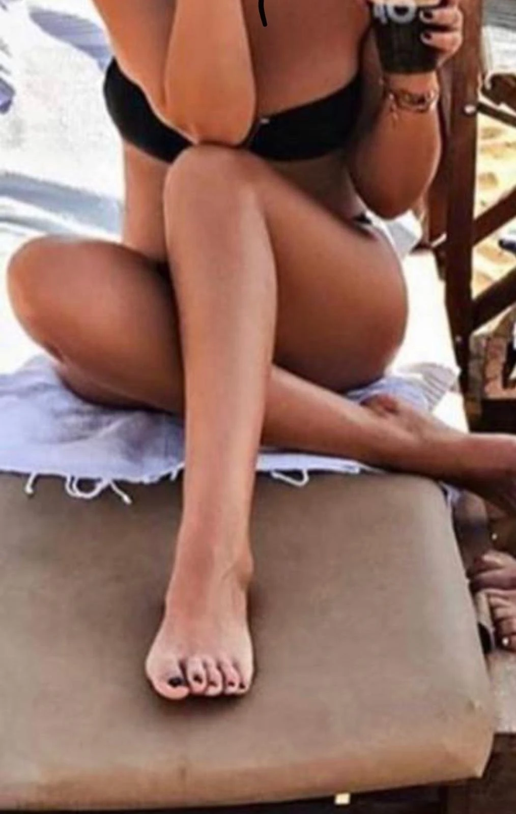 Bee – Thai escort in Hong Kong — 2 / 5