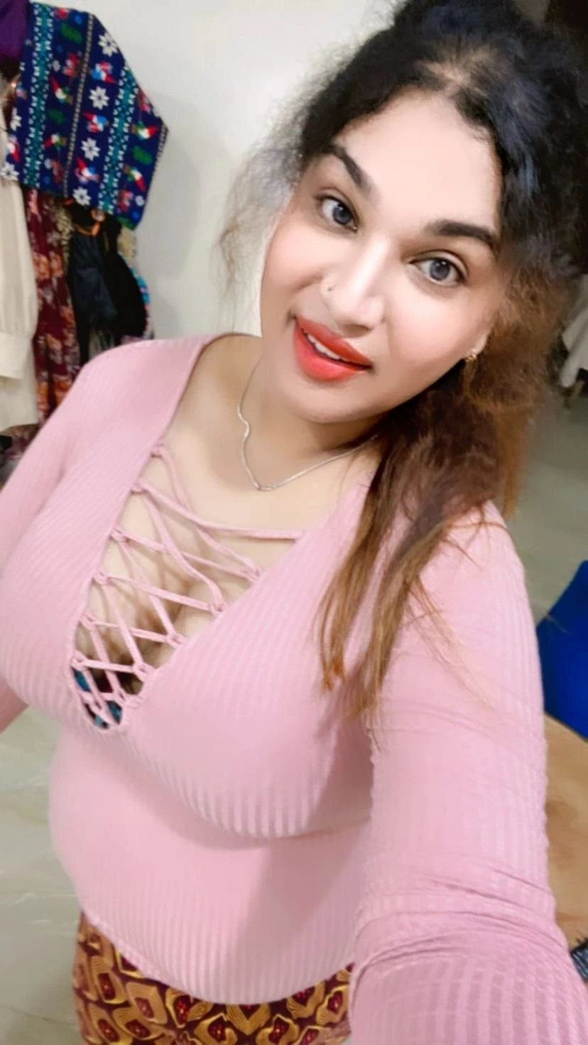 Mistress Rihana – Indian escort in Gurgaon — 12 / 31