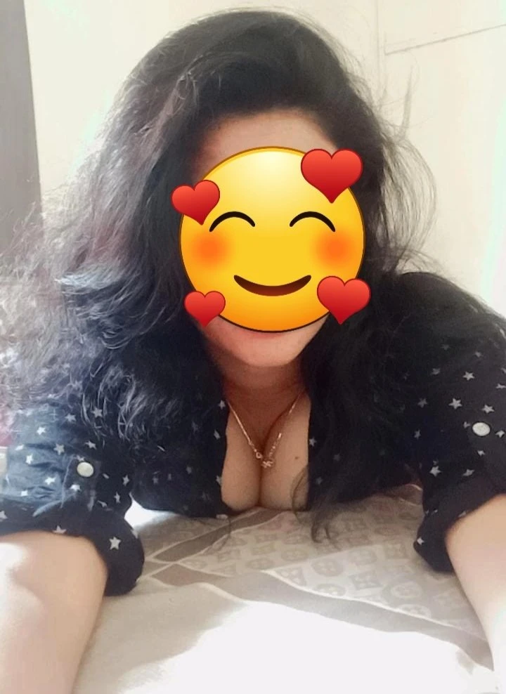 Aadhya Real Meeting – Indian escort in Bangalore — 3 / 6