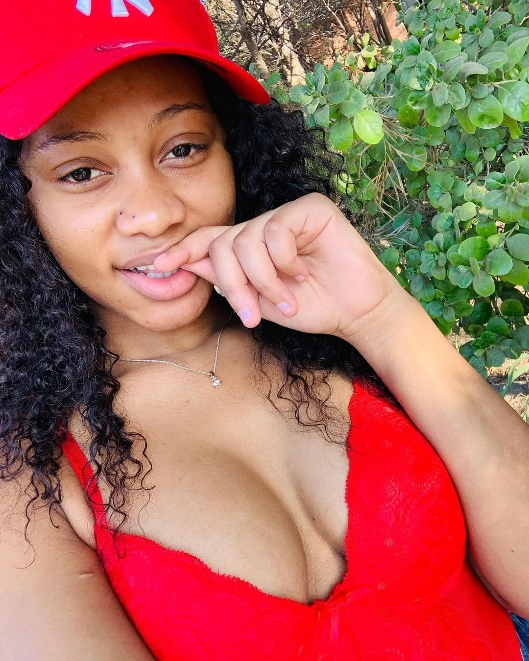 MIXED BEAUTIFUL AFRICAN – Angolan escort in Chennai — 8 / 9