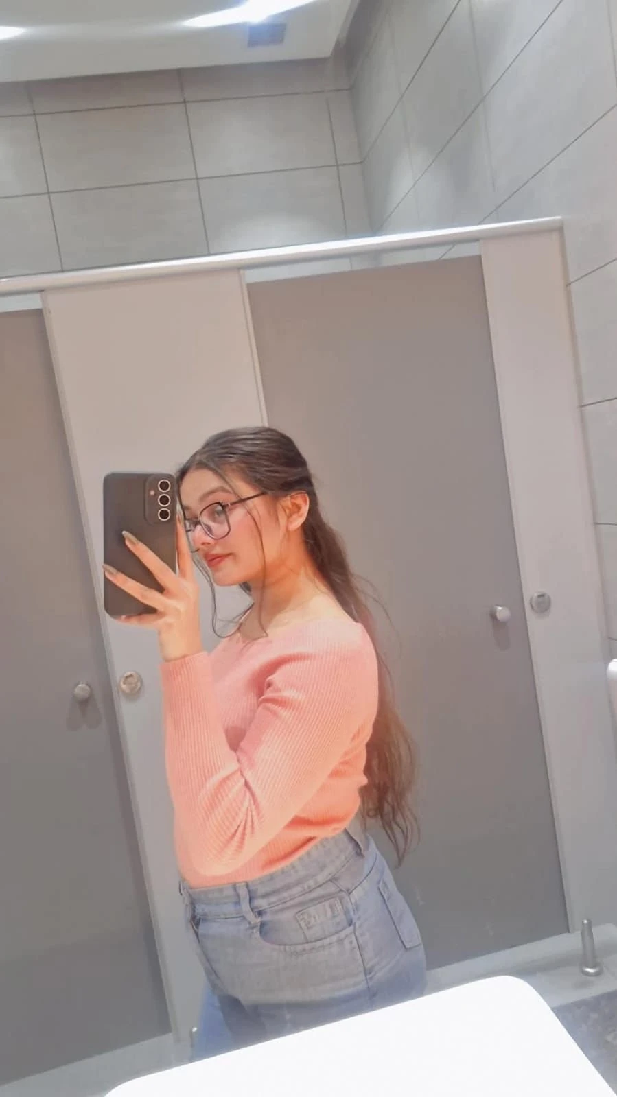 Aarti Independent Girl Available in Delh – Indian escort in New Delhi, Escort, New Delhi