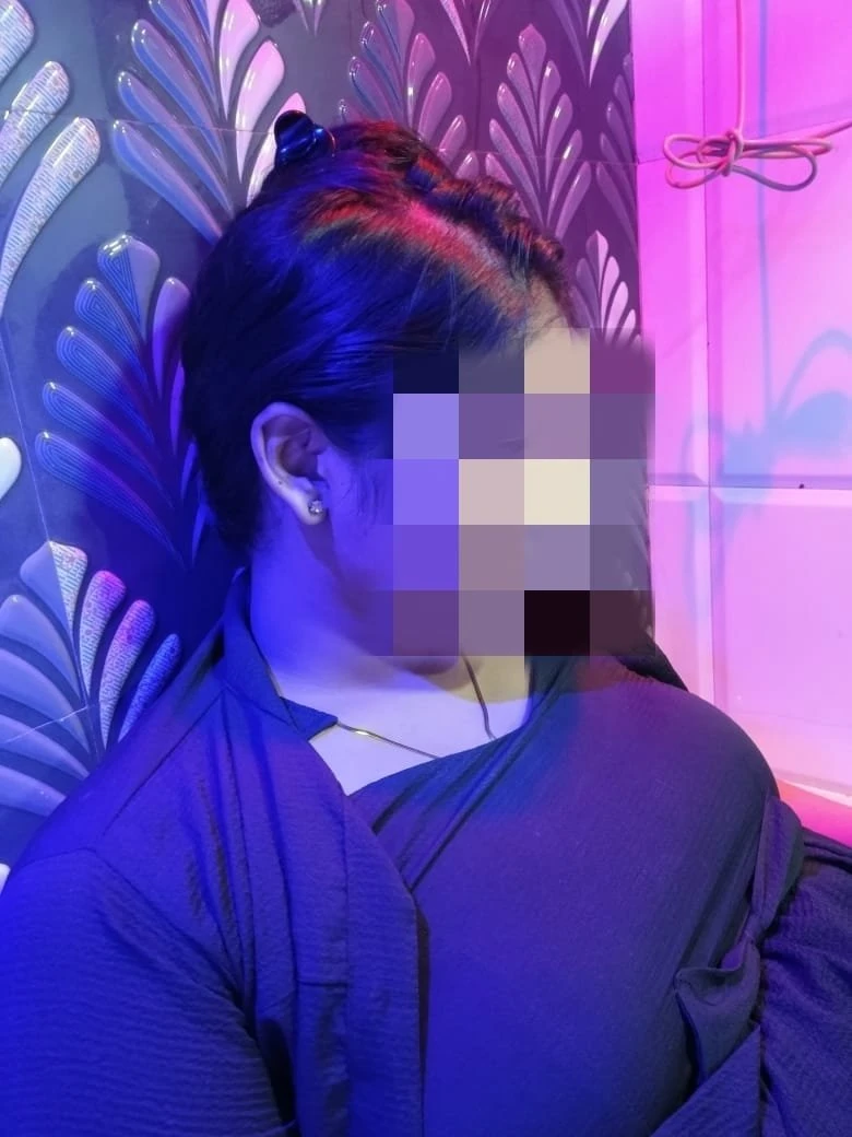 Meet & Cam session available 🦋 – Indian escort in Kolkata — 3 / 8