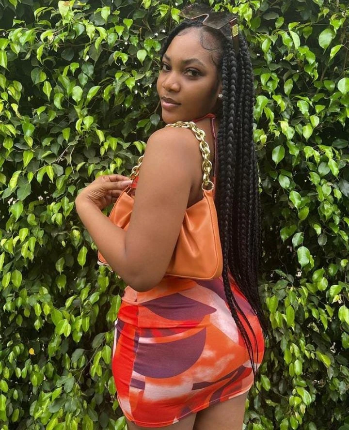 Rose – Ghanaian escort in Hyderabad — 2 / 5