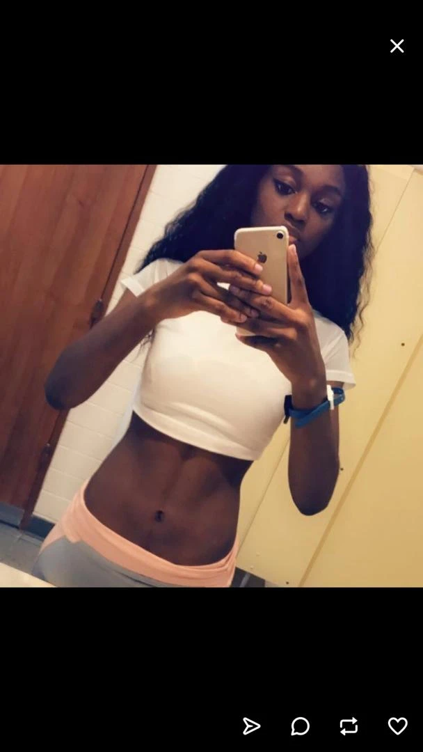 Petite in Singapore – Angolan escort in Monaco, Escort, Monaco