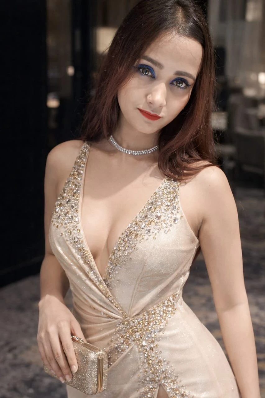 No need any advance only cash in hand – Indian escort in Hyderabad — 3 / 8